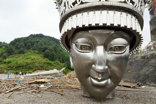 Строят най-високата статуя в Китай