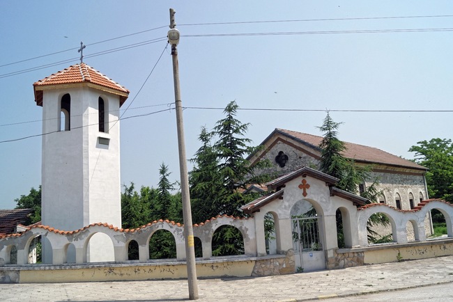Уикенд в селата край Димитровград и Александровската гробница