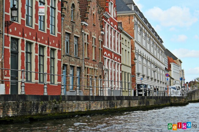 Приказният средновековен град в Белгия