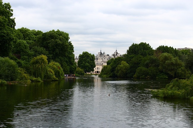 Хайд парк – из красотите на най-големия лондонски парк