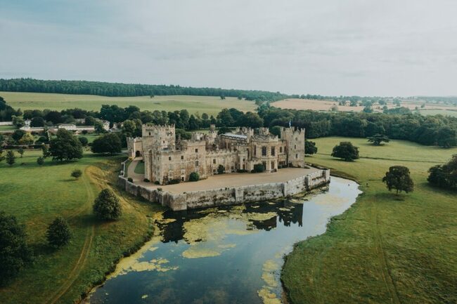 Замъкът Раби – един от най-красивите замъци в Англия