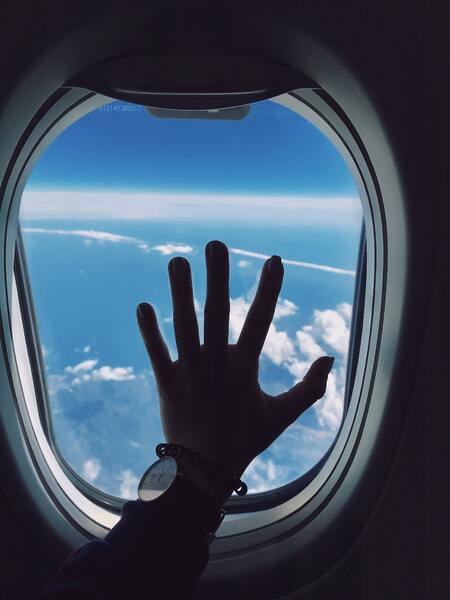 Как да преодолеете страха си от летене в 9 лесни стъпки?
