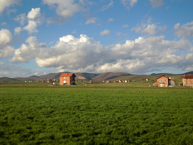 Пътешествие из Родопите: малки села с големи истории