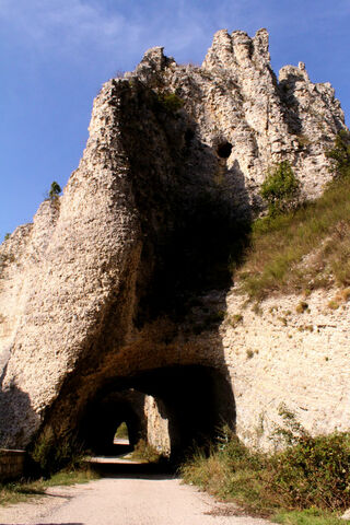 Чудните скали на язовир Цонево