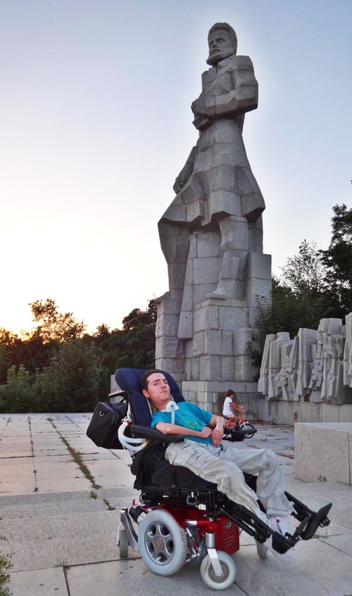 Николай, който живее (и пътува) втори живот Николай, който живее (и пътува) втори живот