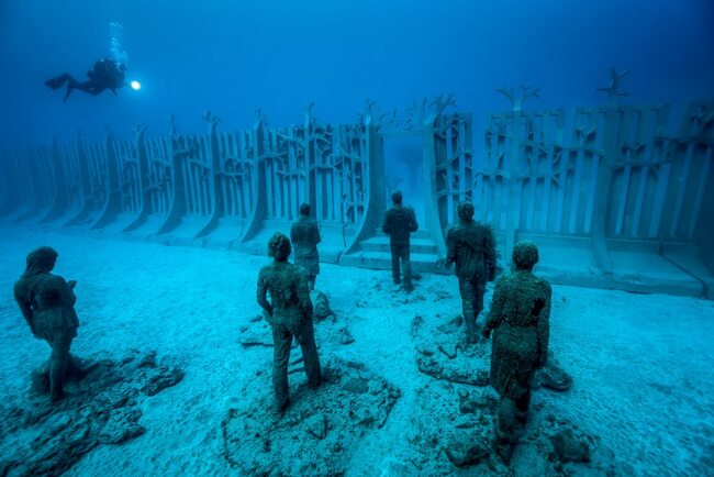 Удивителният музей на подводните скулптури на Канарите (снимки)