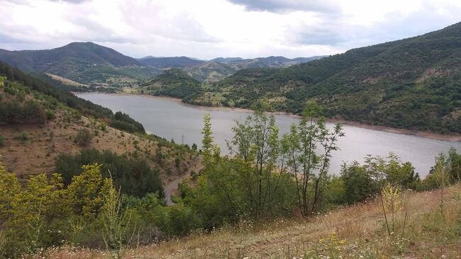 Пътешествие до пещера Утробата Пътешествие до пещера Утробата