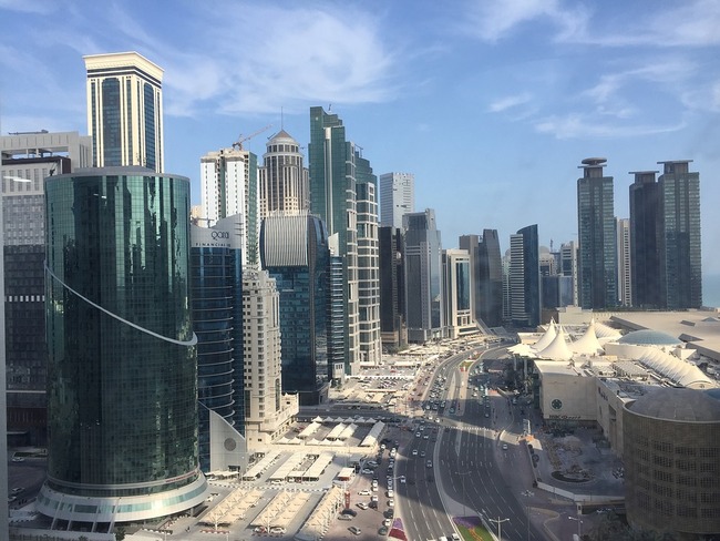 Доха – там, където можеш да си купиш сокол