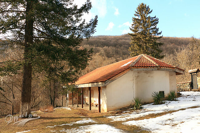 12 български манастира, които да посетите