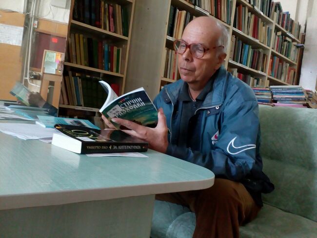 Peika.bg дари книги на 3 български библиотеки Peika.bg дари книги на 3 български библиотеки