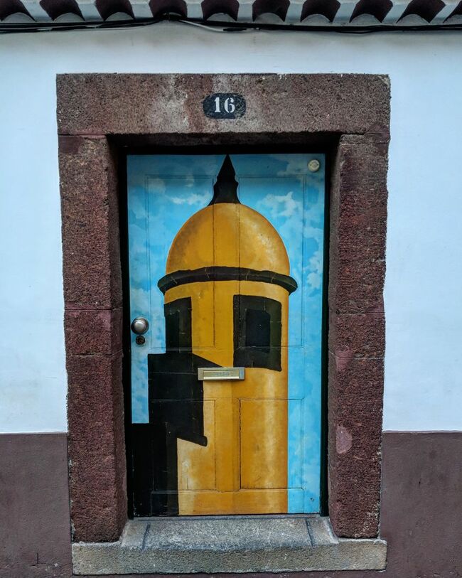 Скритата красота на вратите на Мадейра (снимки) Скритата красота на вратите на Мадейра (снимки)
