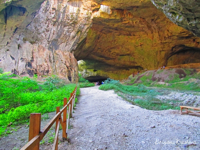 Деветашка пещера - находки, нашествия и истински истории