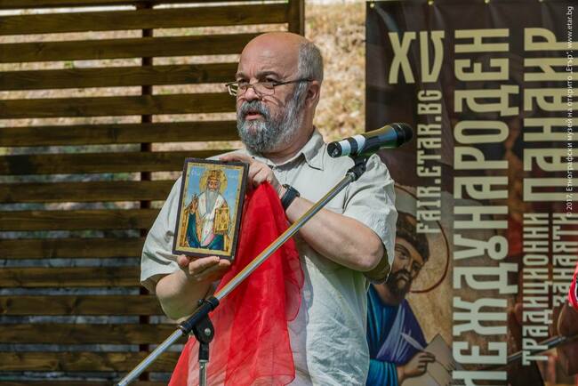 Денят на Св. Спиридон – празник на занаятчиите в ЕМО "Етър" Денят на Св. Спиридон – празник на занаятчиите в ЕМО "Етър"