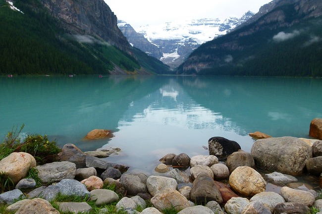 Приказно красивите езера на Канада