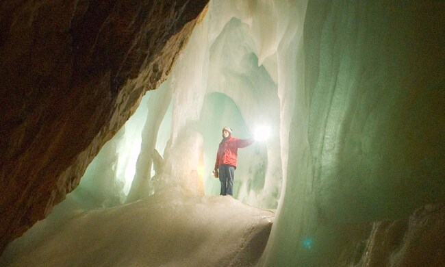 5 невероятни пещери по света