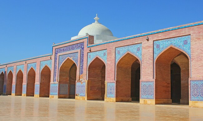 7-те най-красиви джамии в Пакистан