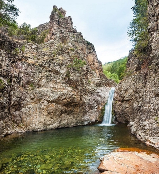 7 красиви водопада в района на Пловдив