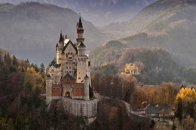 Приказка от Германия - замъкът Нойшванщайн