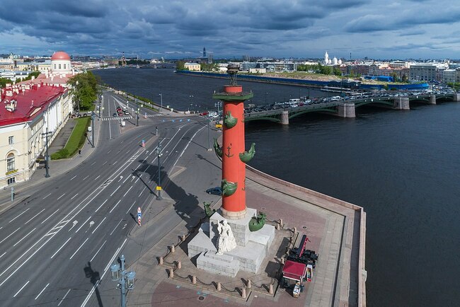 Остров Василевски - най-големият остров в Санкт Петербург