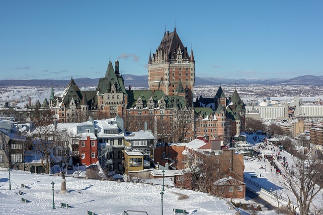 Празнувайте зимата в столицата на Канада