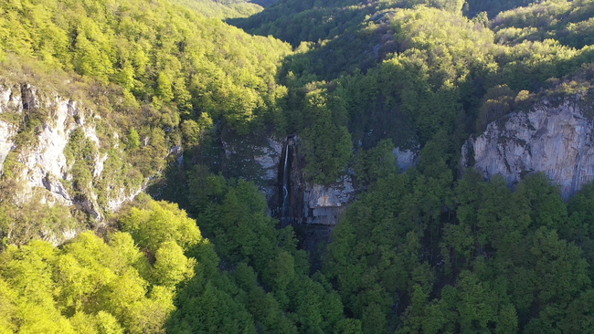 Екопътека и водопад Боров камък Екопътека и водопад Боров камък