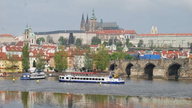 Градът на 100-те кули – Прага, Чехия - Световен фестивал на кукленото изкуство