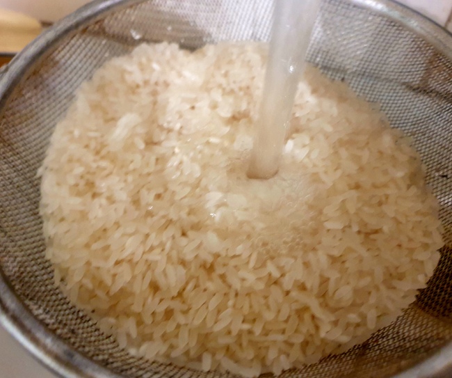 Кулинарни пътешествия: Бърза и лесна рецепта на баба за ориз с праз