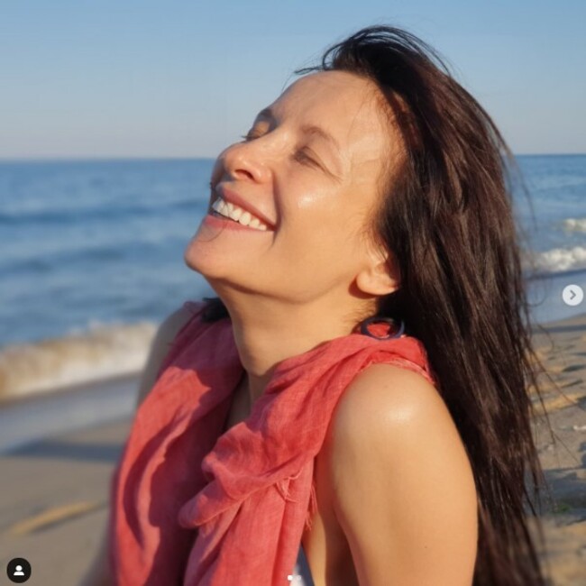 Яна Маринова - Може да направиш дъвка, но я направи такава, че след 200 години да говорят за нея! Яна Маринова - Може да направиш дъвка, но я направи такава, че след 200 години да говорят за нея!