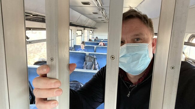 Пътуване по време на Пандемия: Анди от Великобритания за неговите железопътни приключения в България Пътуване по време на Пандемия: Анди от Великобритания за неговите железопътни приключения в България