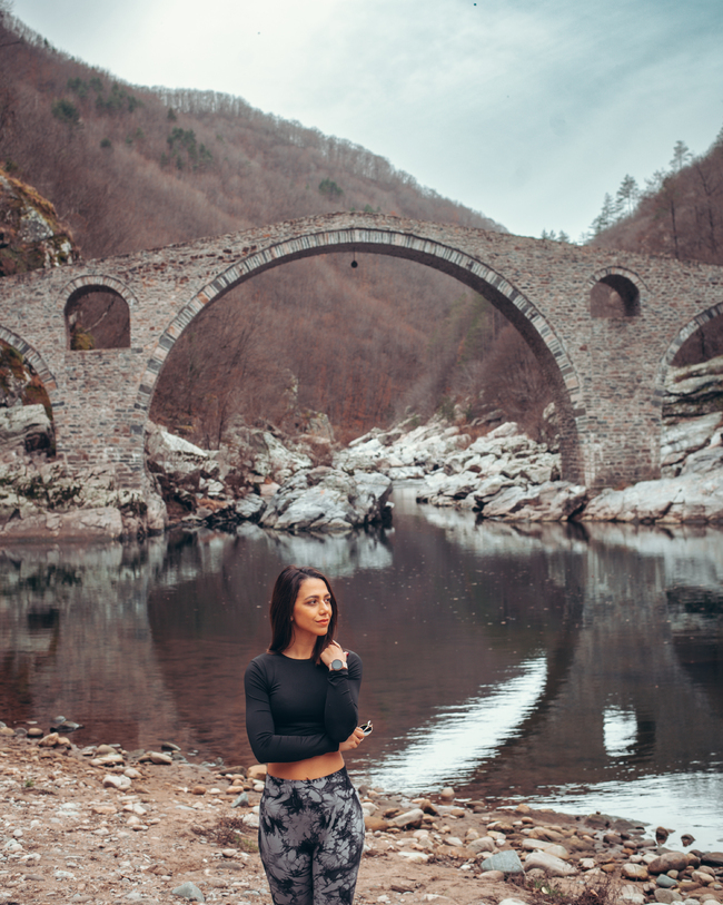 Богдана Найденова за страстта към пътешествията и как да пътуваме изгодно