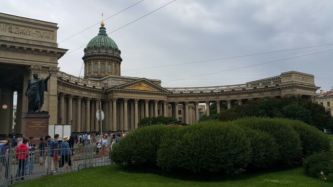 Казанският събор в Санкт Петербург – достоен противник на Ватикана Казанският събор в Санкт Петербург – достоен противник на Ватикана