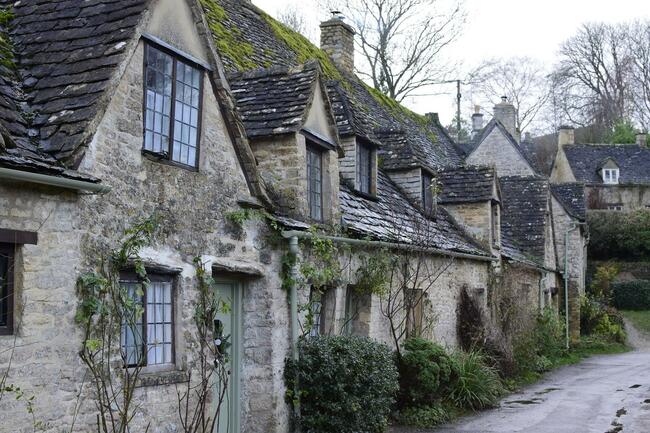 Красивото английско село Бибъри е като извадено от пощенска картичка