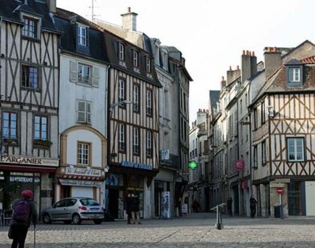 6 малки френски градчета, които ще ви очароват – 2 част