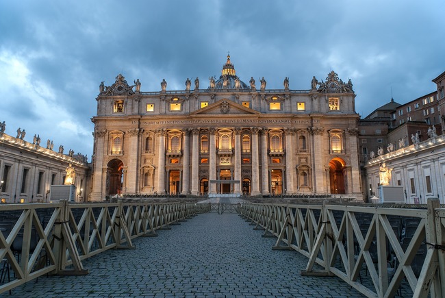 Мрачните тайни на Ватикана