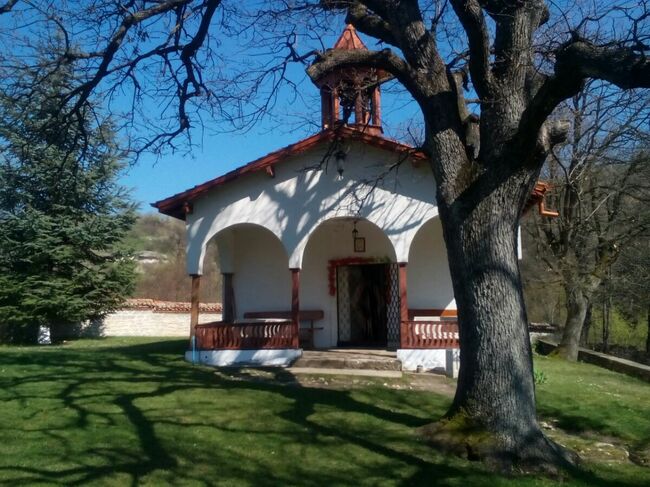 Какво не знаем за най-стария манастир в Европа