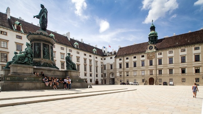 Кои са най-красивите площади във Виена?
