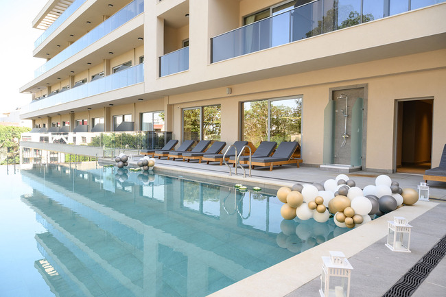 Най-новият петзвезден хотел на българското Черноморие Poseidon Beach Resort официално отвори врати Най-новият петзвезден хотел на българското Черноморие Poseidon Beach Resort официално отвори врати
